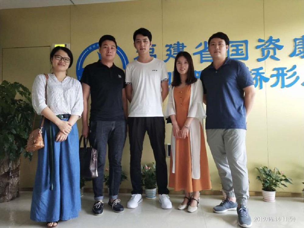 2019年康复专业到企业参观a.jpg 2019年康复专业到企业参观a.jpg